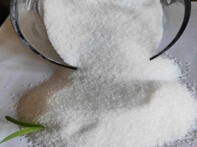 聚丙烯酰胺與生活日用品搭配，“接地氣”的工業(yè)藥劑