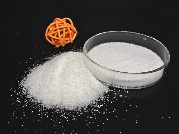 未正確儲存，聚丙烯酰胺在潮濕或結塊后，它的效果會發(fā)生變化嗎？